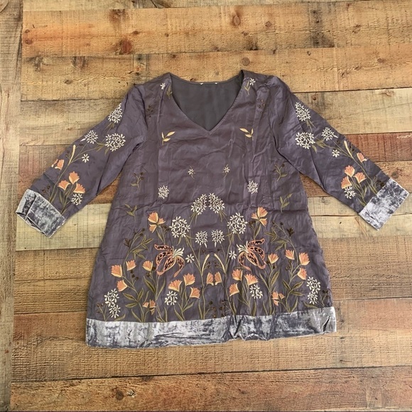Sundance Tops Sundance Silk Velvet Trimmed Floral Embroidered Gray